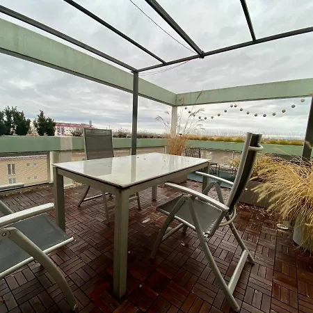 منزل للإقامة Central With Rooftop Terrace And View On The Alps *